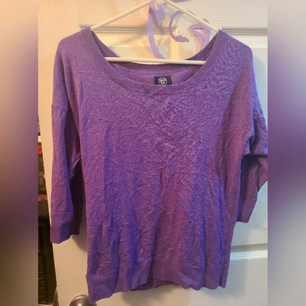 American eagle top medium